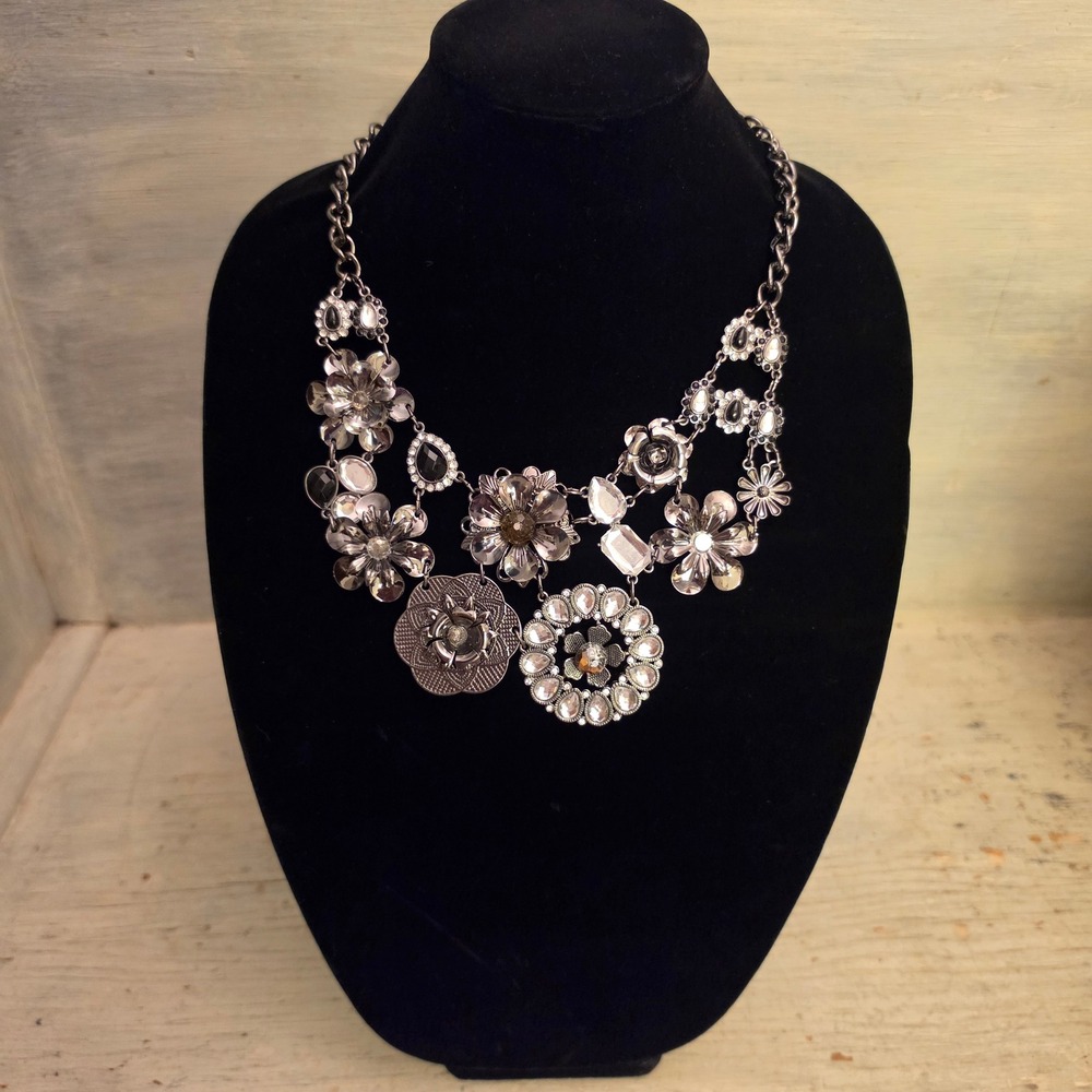 Black Tie MixIt Faceted Rhinestone Floral Bib Statement Necklace 19-20.5" New